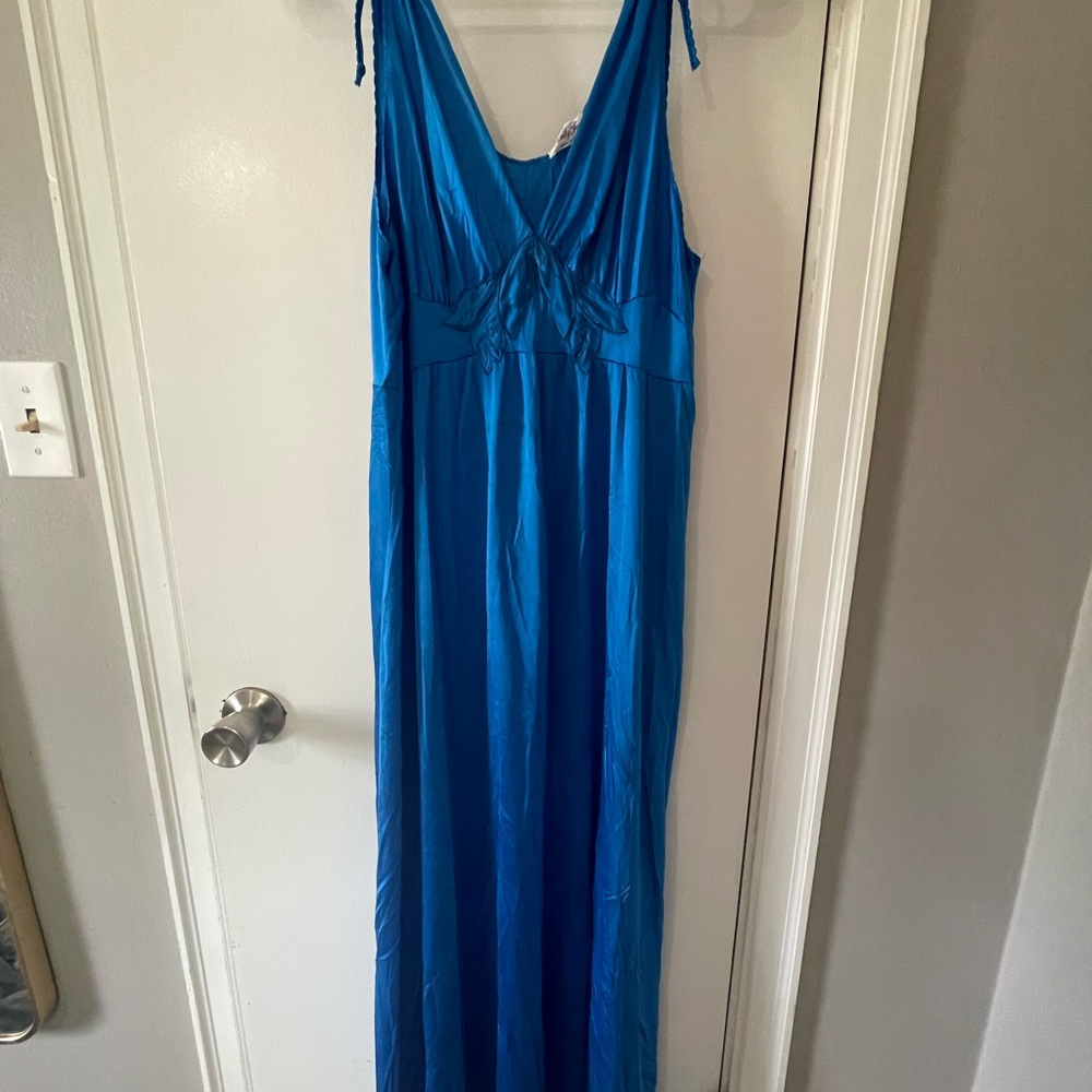 Rare Vanity Fair Blue Floral Satin Maxi Dress Size Small - Picture 8 of 9